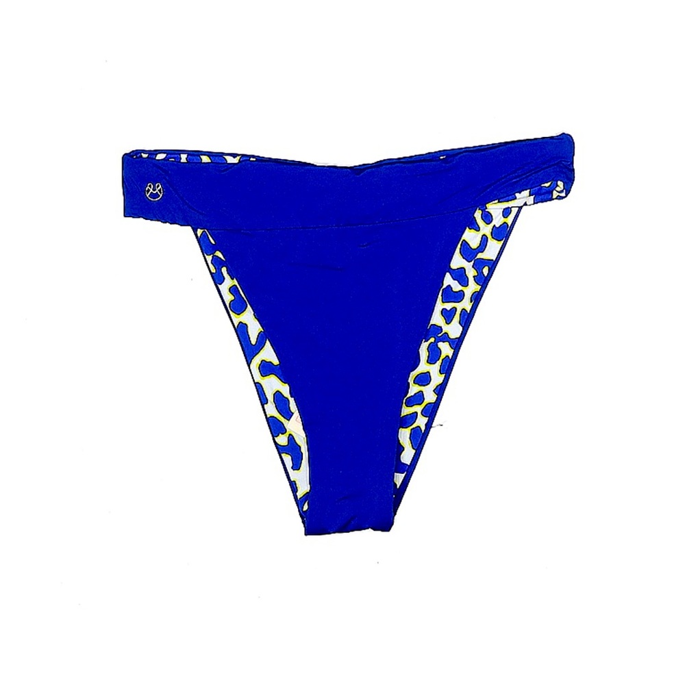 Maaji reversible bottom 💙
